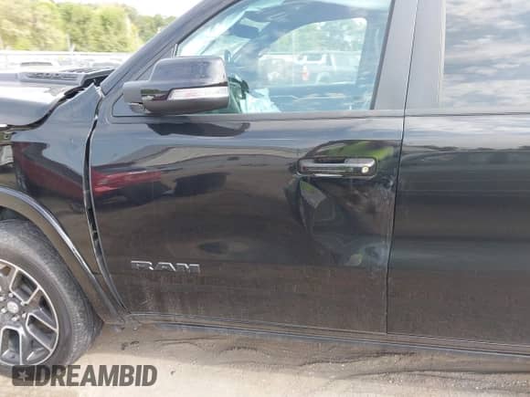 2019 Ram 1500 Laramie with VIN 1C6SRFJT1KN748926, listed as a IAAI auction lot 43265176 with 26,325 mi miles and . Bid and sale history available at DreamBid. Image 6.