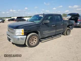 2012 Chevrolet Silverado 1500 LS z VIN 3GCPCREA1CG248592, wystawiony jako Copart lot #71743905 z przebiegiem 220 764 mil mil oraz Szkoda całkowita • Salvage title. Historia ofert i sprzedaży dostępna na DreamBid. Obrazek 1.