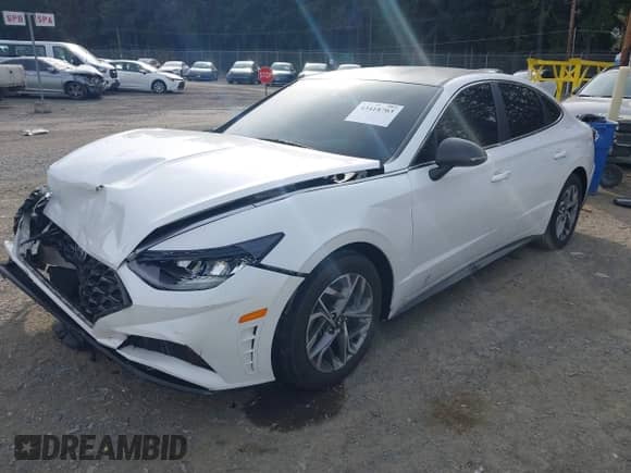 2021 Hyundai Sonata SEL with VIN KMHL64JA4MA166091, listed as a IAAI auction lot 43418703 with 81,562 mi miles and . Bid and sale history available at DreamBid. Image 2.