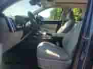 2025 Kia Sorento EX с VIN 5XYRH4JFXSG386370, выставлен на аукционе Copart как лот 63491645 с пробегом 1 442 миль миль и Списание • Salvage title. История ставок и продаж доступна на DreamBid. Изображение 7.