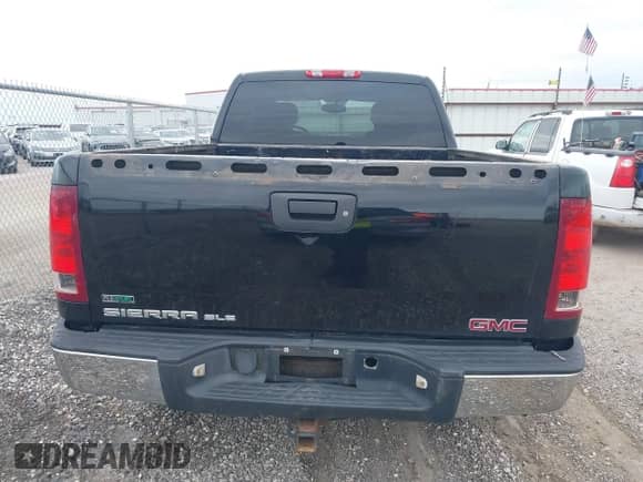2010 GMC Sierra 1500 SLE with VIN 1GTSCVE04AZ268455, listed as a IAAI auction lot 41005184 with 303,161 mi miles and . Bid and sale history available at DreamBid. Image 16.