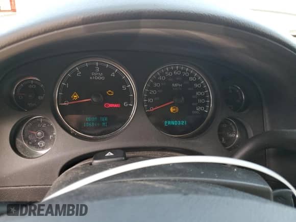 2007 Chevrolet Suburban LT with VIN 1GNFC16047J265384, listed as a Copart auction lot 80011425 with 186,844 mi miles and Clean title. Bid and sale history available at DreamBid. Image 9.