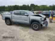 2019 Toyota Tacoma TRD Off Road z VIN 3TMCZ5ANXKM213550, wystawiony jako Copart lot #81675915 z przebiegiem 78 339 mil mil oraz Szkoda całkowita • Salvage title. Historia ofert i sprzedaży dostępna na DreamBid. Obrazek 4.