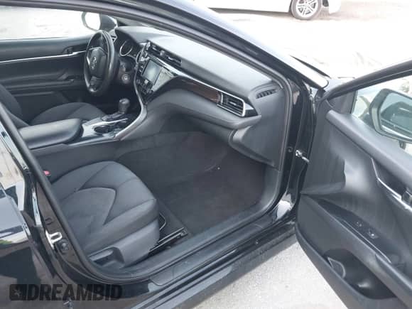 2019 Toyota Camry LE с VIN 4T1B11HK7KU258086, выставлен на аукционе IAAI как лот 42436658 с пробегом 130 729 миль миль и . История ставок и продаж доступна на DreamBid. Изображение 5.