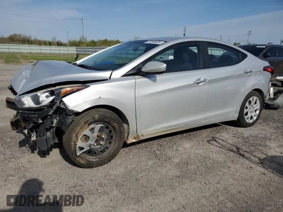 2015 Hyundai Elantra SE с VIN 5NPDH4AE3FH635916, выставлен на аукционе Copart как лот 55898605 с пробегом 200 389 миль миль и Списание • Salvage title. История ставок и продаж доступна на DreamBid. Изображение 1.