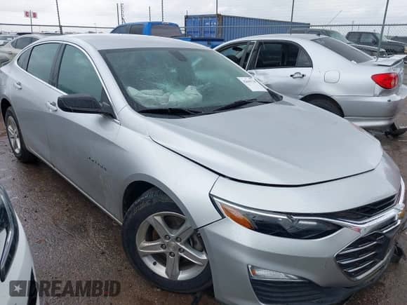 2021 Chevrolet Malibu LS z VIN 1G1ZC5ST0MF038195, wystawiony jako IAAI lot #42643730 z przebiegiem 74 247 mil mil oraz . Historia ofert i sprzedaży dostępna na DreamBid. Obrazek 1.