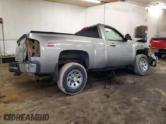 2007 Chevrolet Silverado 1500 Work Truck с VIN 1GCEK14C97Z535344, выставлен на аукционе Copart как лот 46661915 с пробегом Не указан миль и Списание • Salvage title. История ставок и продаж доступна на DreamBid. Изображение 3.