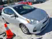 2012 Toyota Prius One z VIN JTDKDTB37C1519504, wystawiony jako IAAI lot #43394658 z przebiegiem Nie podano mil oraz . Historia ofert i sprzedaży dostępna na DreamBid. Obrazek 1.