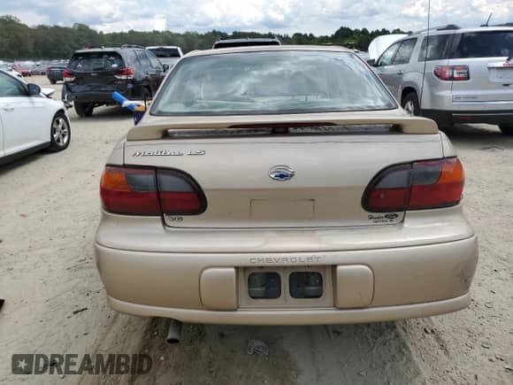 2001 Chevrolet Malibu LS с VIN 1G1NE52J816149354, выставлен на аукционе Copart как лот 70690255 с пробегом 181 821 миль миль и Списание • Salvage title. История ставок и продаж доступна на DreamBid. Изображение 6.