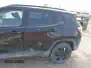 2019 Jeep Compass Latitude с VIN 3C4NJDBB9KT631067, выставлен на аукционе IAAI как лот 43156049 с пробегом 127 713 миль миль и . История ставок и продаж доступна на DreamBid. Изображение 18.