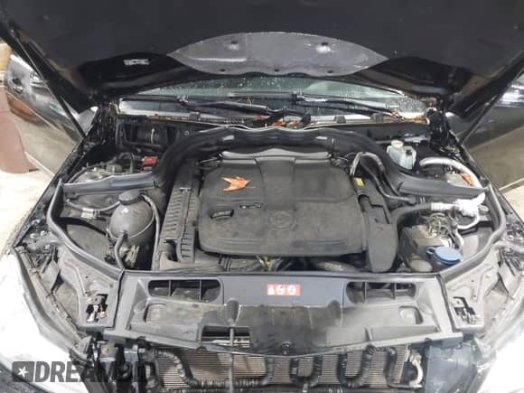 2013 Mercedes-Benz C 300 Sport z VIN WDDGF8AB3DR254126, wystawiony jako IAAI lot #43490314 z przebiegiem 222 406 mil mil oraz . Historia ofert i sprzedaży dostępna na DreamBid. Obrazek 10.