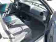 1999 Dodge Dakota z VIN 1B7FL22P0XS288012, wystawiony jako IAAI lot #41695852 z przebiegiem 150 431 mil mil oraz . Historia ofert i sprzedaży dostępna na DreamBid. Obrazek 5.