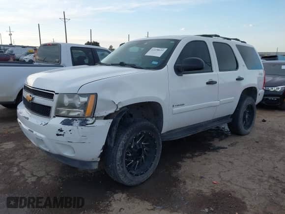 2012 Chevrolet Tahoe Commercial с VIN 1GNSK2E09CR291290, выставлен на аукционе IAAI как лот 41578633 с пробегом 173 468 миль миль и . История ставок и продаж доступна на DreamBid. Изображение 18.