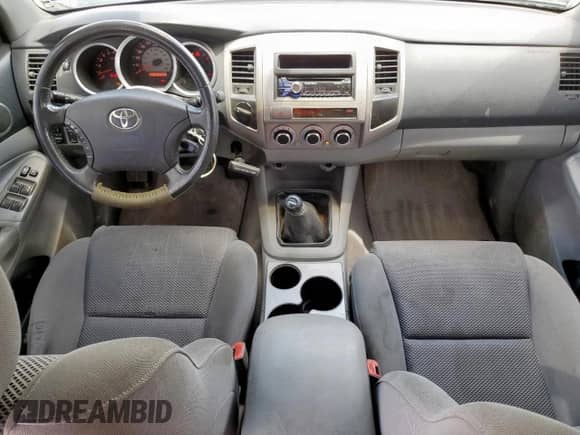 2005 Toyota Tacoma with VIN 5TELU42N85Z062724, listed as a Copart auction lot 65913555 with 218,969 mi miles and Salvage title. Bid and sale history available at DreamBid. Image 8.