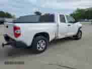 2019 Toyota Tundra SR z VIN 5TFUM5F11KX083791, wystawiony jako Copart lot #44741785 z przebiegiem 209 889 mil mil oraz Szkoda całkowita • Salvage title. Historia ofert i sprzedaży dostępna na DreamBid. Obrazek 3.