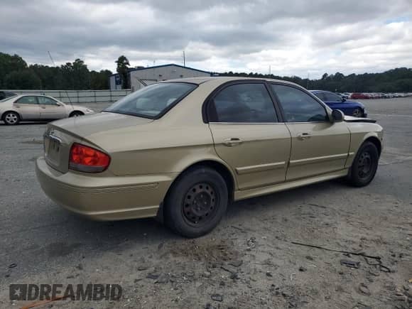 2004 Hyundai Sonata with VIN KMHWF25H74A052787, listed as a Copart auction lot 71840374 with 135,140 mi miles and Salvage title. Bid and sale history available at DreamBid. Image 3.