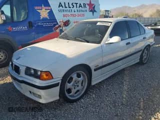1997 BMW M3 с VIN WBSCD032XVEE11393, выставлен на аукционе Copart как лот 72560804 с пробегом 195 456 миль миль и Списание • Salvage title. История ставок и продаж доступна на DreamBid. Изображение 1.