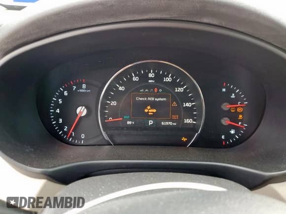 2017 Kia Sorento EX с VIN 5XYPH4A56HG236263, выставлен на аукционе Copart как лот 85267645 с пробегом 61 970 миль миль и Списание • Salvage title. История ставок и продаж доступна на DreamBid. Изображение 9.