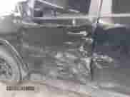 2020 Ram 1500 Rebel z VIN 1C6SRFLT7LN187484, wystawiony jako IAAI lot #42496264 z przebiegiem 80 426 mil mil oraz . Historia ofert i sprzedaży dostępna na DreamBid. Obrazek 6.