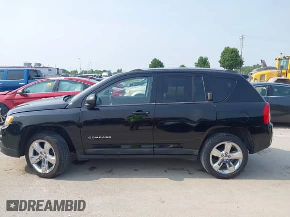 2012 Jeep Compass Limited с VIN 1C4NJCCB5CD507443, выставлен на аукционе IAAI как лот 42470727 с пробегом 123 332 миль миль и . История ставок и продаж доступна на DreamBid. Изображение 14.