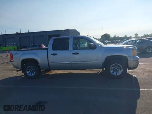 2011 GMC Sierra 1500 SLE with VIN 3GTP2VEA9BG388934, listed as a IAAI auction lot 43127376 with 129,856 mi miles and . Bid and sale history available at DreamBid. Image 13.
