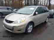 2006 Toyota Sienna XLE with VIN 5TDZA22C66S537484, listed as a IAAI auction lot 41778170 with 209,579 mi miles and . Bid and sale history available at DreamBid. Image 2.