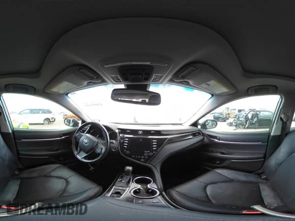 2020 Toyota Camry XSE z VIN 4T1K61AK8LU986917, wystawiony jako IAAI lot #43093102 z przebiegiem 50 424 mil mil oraz . Historia ofert i sprzedaży dostępna na DreamBid. Obrazek 18.