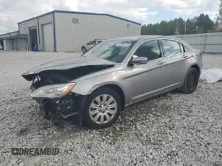 2014 Chrysler 200 LX с VIN 1C3CCBAB6EN211167, выставлен на аукционе Copart как лот 81994125 с пробегом 200 165 миль миль и Чистый • Clean title. История ставок и продаж доступна на DreamBid. Изображение 1.