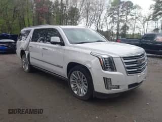 2018 Cadillac Escalade ESV Platinum с VIN 1GYS4KKJ1JR221239, выставлен на аукционе IAAI как лот 41968181 с пробегом 179 749 миль миль и . История ставок и продаж доступна на DreamBid. Изображение 1.