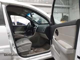 2009 Chevrolet Equinox 2LT z VIN 2CNDL53F196200035, wystawiony jako IAAI lot #43420401 z przebiegiem Nie podano mil oraz . Historia ofert i sprzedaży dostępna na DreamBid. Obrazek 5.