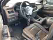 2023 Chevrolet Tahoe High Country с VIN 1GNSKTKL0PR322033, выставлен на аукционе Copart как лот 55501225 с пробегом Не указан миль и Списание • Salvage title. История ставок и продаж доступна на DreamBid. Изображение 8.