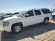 2009 Chevrolet Suburban 1LT z VIN 1GNFC26089J111267, wystawiony jako Copart lot #48253525 z przebiegiem 246 684 mil mil oraz Szkoda całkowita • Salvage title. Historia ofert i sprzedaży dostępna na DreamBid. Obrazek 1.