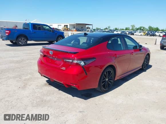 2022 Toyota Camry Hybrid XSE с VIN 4T1K31AK6NU037488, выставлен на аукционе IAAI как лот 42090482 с пробегом 53 505 миль миль и . История ставок и продаж доступна на DreamBid. Изображение 4.