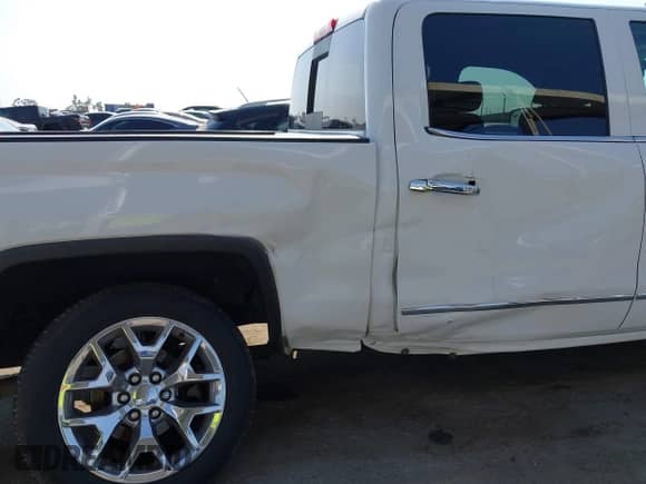 2014 GMC Sierra 1500 SLT с VIN 3GTP1VEC9EG508451, выставлен на аукционе IAAI как лот 42736723 с пробегом 83 501 миль миль и . История ставок и продаж доступна на DreamBid. Изображение 6.