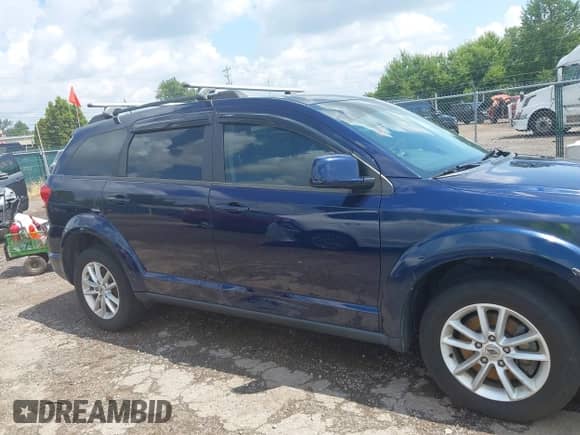 2018 Dodge Journey SXT z VIN 3C4PDDBG6JT278443, wystawiony jako IAAI lot #42953477 z przebiegiem 75 032 mil mil oraz . Historia ofert i sprzedaży dostępna na DreamBid. Obrazek 13.
