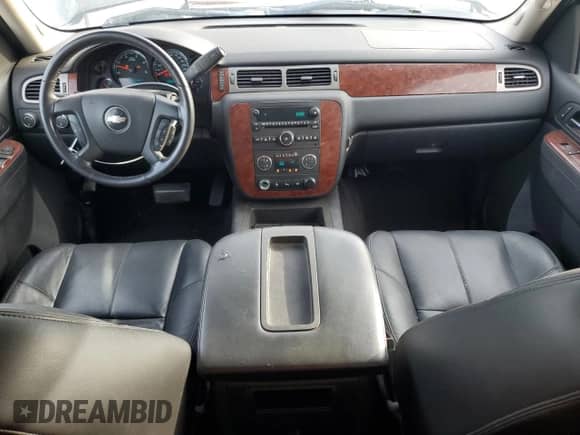 2011 Chevrolet Silverado 3500HD DRW LTZ с VIN 1GC4K1C87BF114256, выставлен на аукционе Copart как лот 75470024 с пробегом Не указан миль и Списание • Salvage title. История ставок и продаж доступна на DreamBid. Изображение 8.