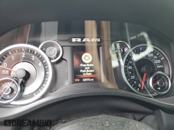 2021 Ram 1500 Big Horn with VIN 1C6RREFG5MN814952, listed as a Copart auction lot 74951324 with 32,970 mi miles and Non repairable. Bid and sale history available at DreamBid. Image 9.