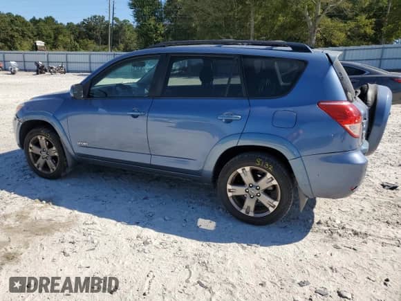2008 Toyota RAV4 Sport with VIN JTMBK32V385052380, listed as a Copart auction lot 82186505 with 164,141 mi miles and Salvage title. Bid and sale history available at DreamBid. Image 2.