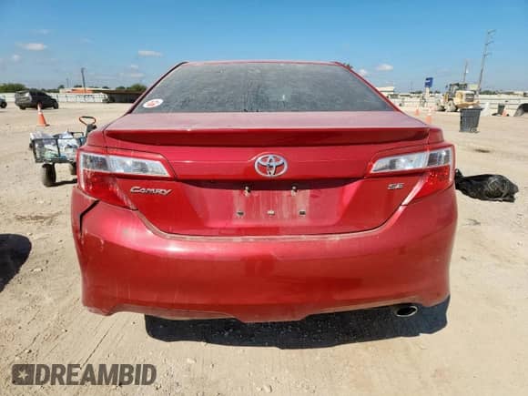 2014 Toyota Camry SE с VIN 4T1BF1FKXEU863633, выставлен на аукционе Copart как лот 86088125 с пробегом 198 279 миль миль и Списание • Salvage title. История ставок и продаж доступна на DreamBid. Изображение 6.