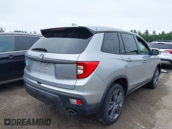 2019 Honda Passport EX-L with VIN 5FNYF8H54KB007201, listed as a IAAI auction lot 42502570 with 55,560 mi miles and . Bid and sale history available at DreamBid. Image 4.