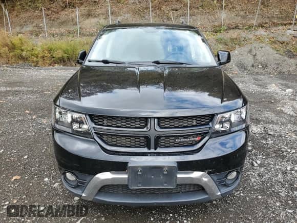 2018 Dodge Journey Crossroad с VIN 3C4PDCGGXJT335701, выставлен на аукционе Copart как лот 82559395 с пробегом 68 125 миль миль и Списание • Salvage title. История ставок и продаж доступна на DreamBid. Изображение 5.