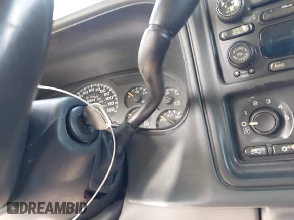 2004 Chevrolet Tahoe LT with VIN 1GNEC13Z04R203993, listed as a IAAI auction lot 42468158 with 233,657 mi miles and . Bid and sale history available at DreamBid. Image 11.