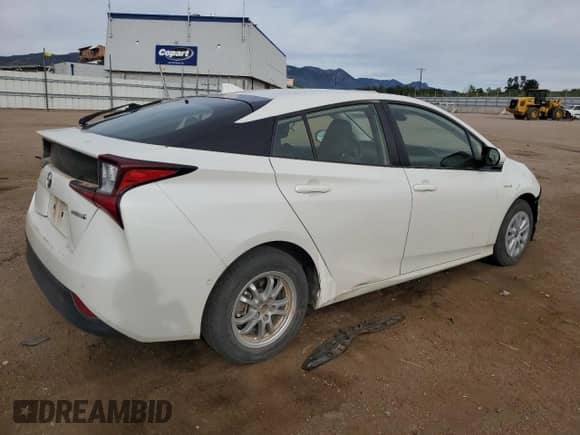 2019 Toyota Prius L Eco с VIN JTDKARFU4K3088296, выставлен на аукционе Copart как лот 81514795 с пробегом 62 424 миль миль и Списание • Salvage title. История ставок и продаж доступна на DreamBid. Изображение 3.
