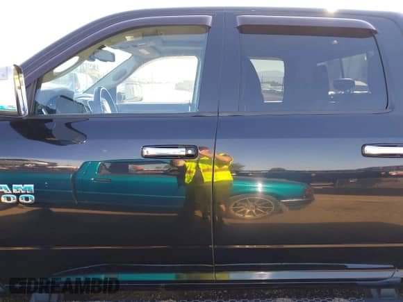 2013 Ram 1500 Laramie with VIN 1C6RR7NT2DS641998, listed as a IAAI auction lot 43045065 with Not provided miles and . Bid and sale history available at DreamBid. Image 14.