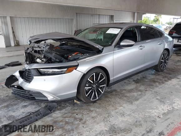 2023 Honda Accord Touring с VIN 1HGCY2F87PA039060, выставлен на аукционе IAAI как лот 42382912 с пробегом 36 007 миль миль и . История ставок и продаж доступна на DreamBid. Изображение 18.