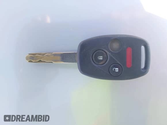 2007 Honda Accord EX с VIN 1HGCM56767A178133, выставлен на аукционе IAAI как лот 42950162 с пробегом 418 522 миль миль и . История ставок и продаж доступна на DreamBid. Изображение 11.