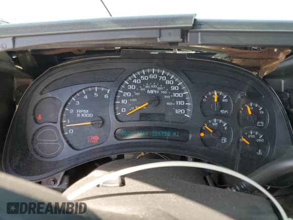 2003 GMC Sierra 1500 SLE с VIN 1GTEC14V73Z291346, выставлен на аукционе Copart как лот 72029194 с пробегом 226 752 миль миль и Списание • Salvage title. История ставок и продаж доступна на DreamBid. Изображение 9.