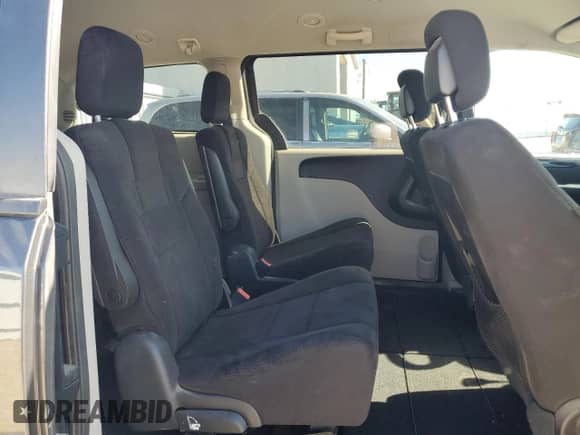 2012 Dodge Grand Caravan SE z VIN 2C4RDGBG0CR226158, wystawiony jako Copart lot #70143205 z przebiegiem 108 505 mil mil oraz Szkoda całkowita • Salvage title. Historia ofert i sprzedaży dostępna na DreamBid. Obrazek 11.