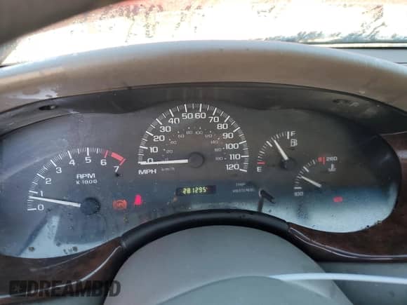 2003 Chevrolet Malibu LS z VIN 1G1NE52J83M615167, wystawiony jako Copart lot #77871764 z przebiegiem 281 295 mil mil oraz Nie do naprawy • Non repairable. Historia ofert i sprzedaży dostępna na DreamBid. Obrazek 9.