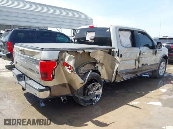 2018 Ford F-150 XL с VIN 1FTEW1EG6JFB58275, выставлен на аукционе IAAI как лот 41867632 с пробегом 159 333 миль миль и . История ставок и продаж доступна на DreamBid. Изображение 4.